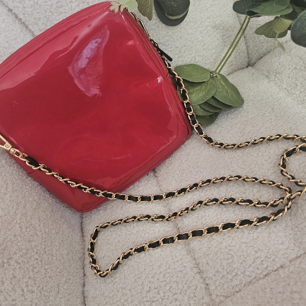 Dior: Red Pouch/bag - Picture 6 of 10